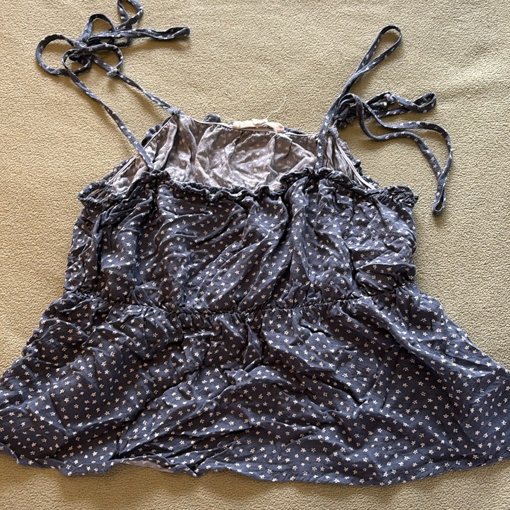 Women’s blue flowered crop top with open cut back